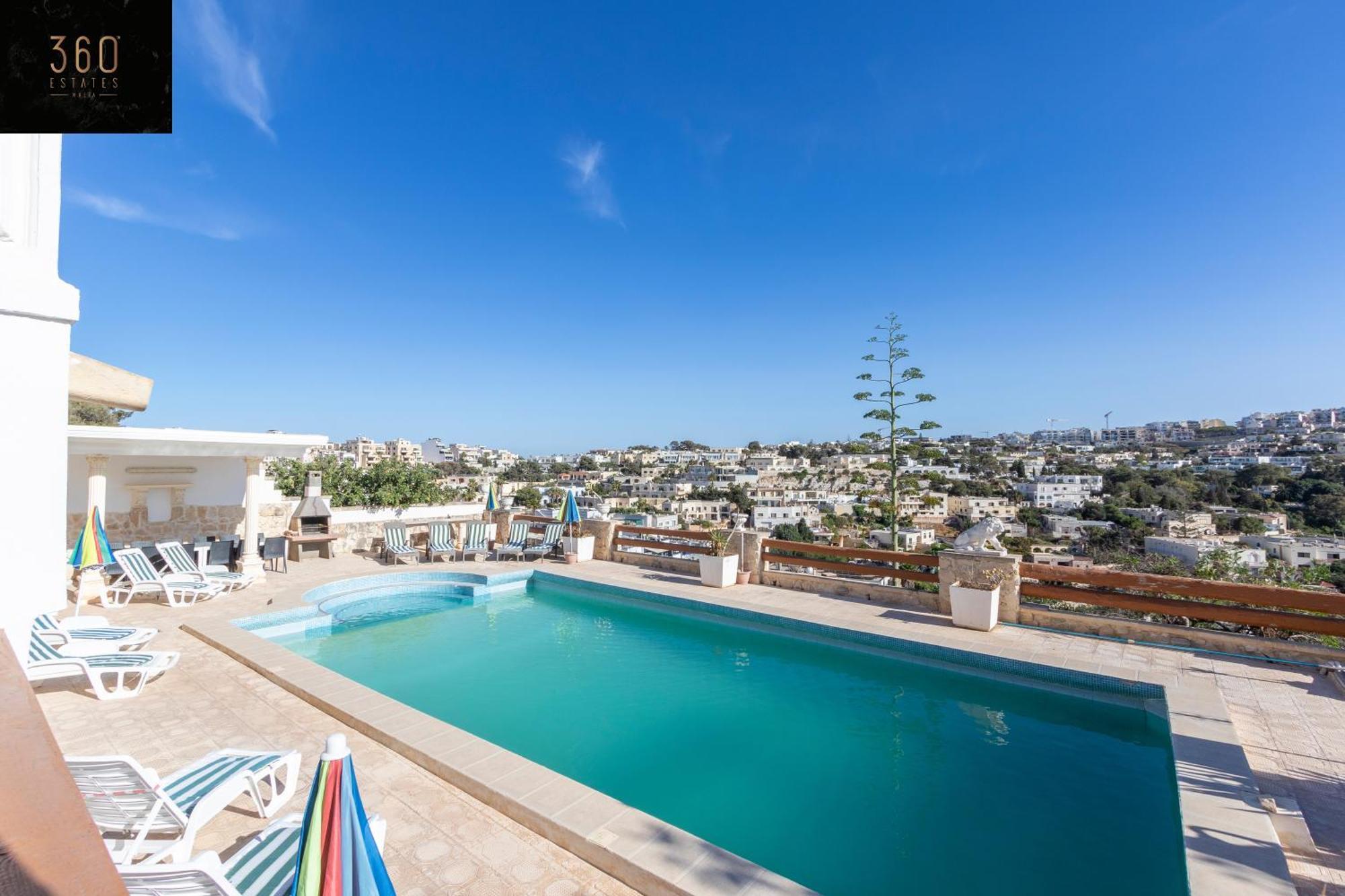 Massive Villa Pool Area With Views, Wifi With Bbq By 360 Estates Mellieha Exterior foto