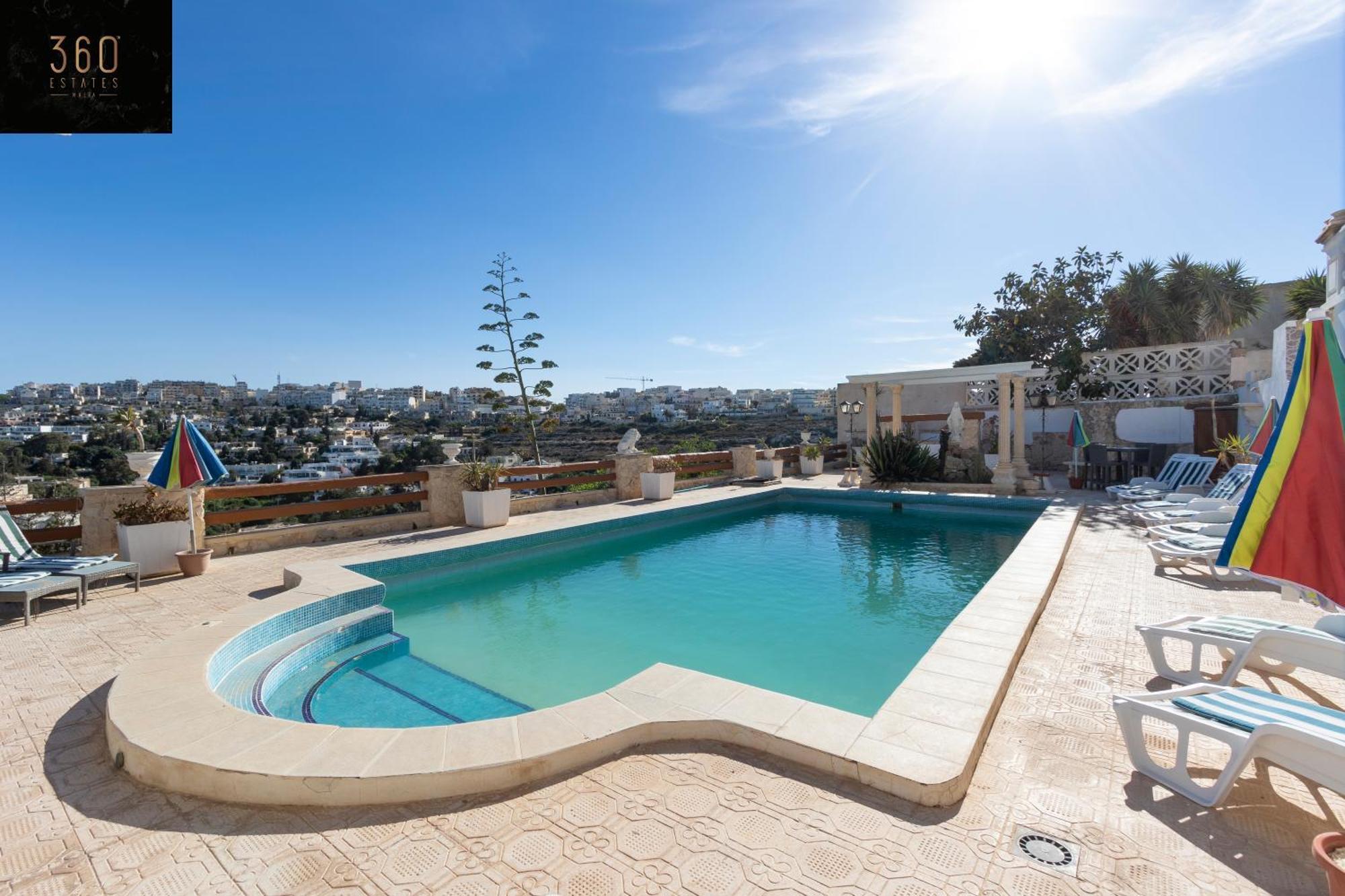 Massive Villa Pool Area With Views, Wifi With Bbq By 360 Estates Mellieha Exterior foto